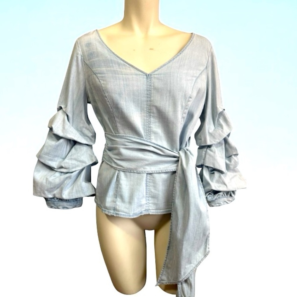 WHITE HOUSE BLACK MARKET stonewashed denim blouse - womens 4 - romantic coastal